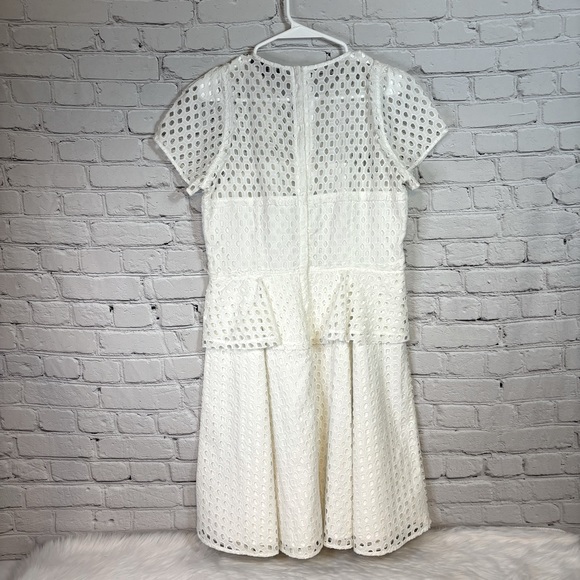 NWT Banana Republic White Eyelet Dress - Picture 3 of 12
